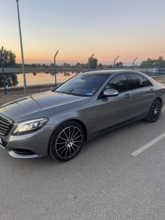 Mercedes-Benz S