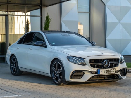 Mercedes-Benz E